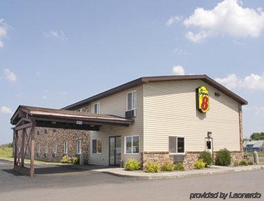 Super 8 By Wyndham Superior Wi Hotel Kültér fotó